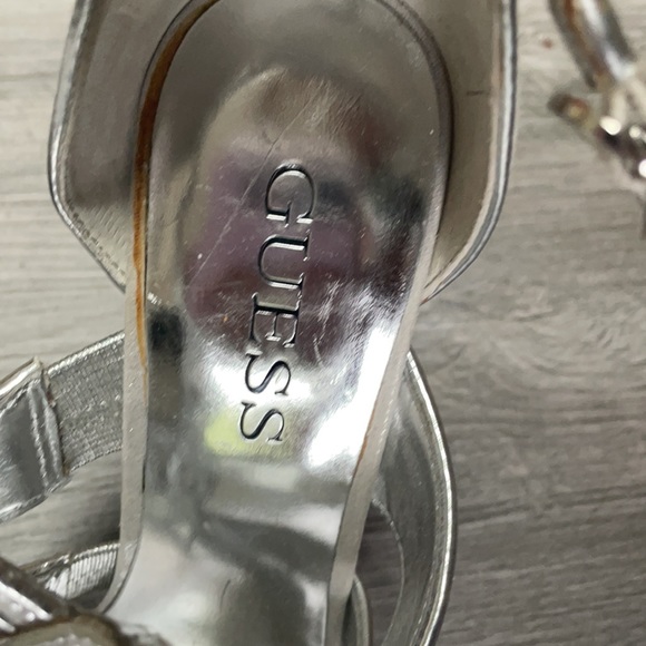 Guess heels - Picture 3 of 4